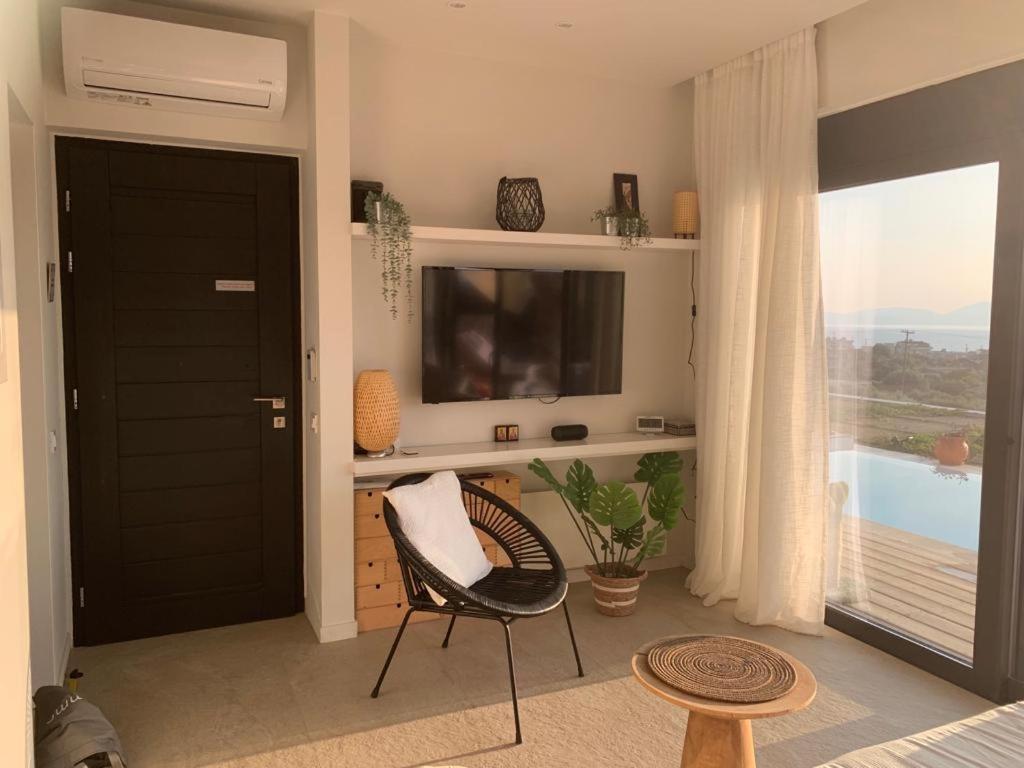 Villa Karma Paleros Екстериор снимка